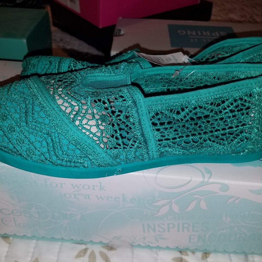 Maurices teal flat summer shoes
